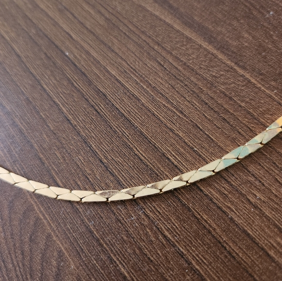 Jenny Bird 21" Gold Chain - Picture 2 of 3